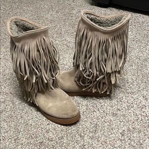 Koolaburra by ugg Fringe Suede sherling lined Boots - Tan